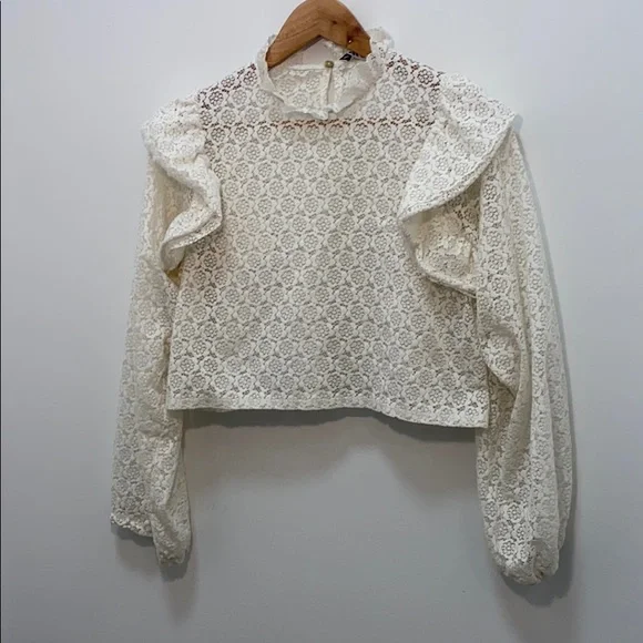 Zara Lace Cream Crop Top - Picture 5 of 15